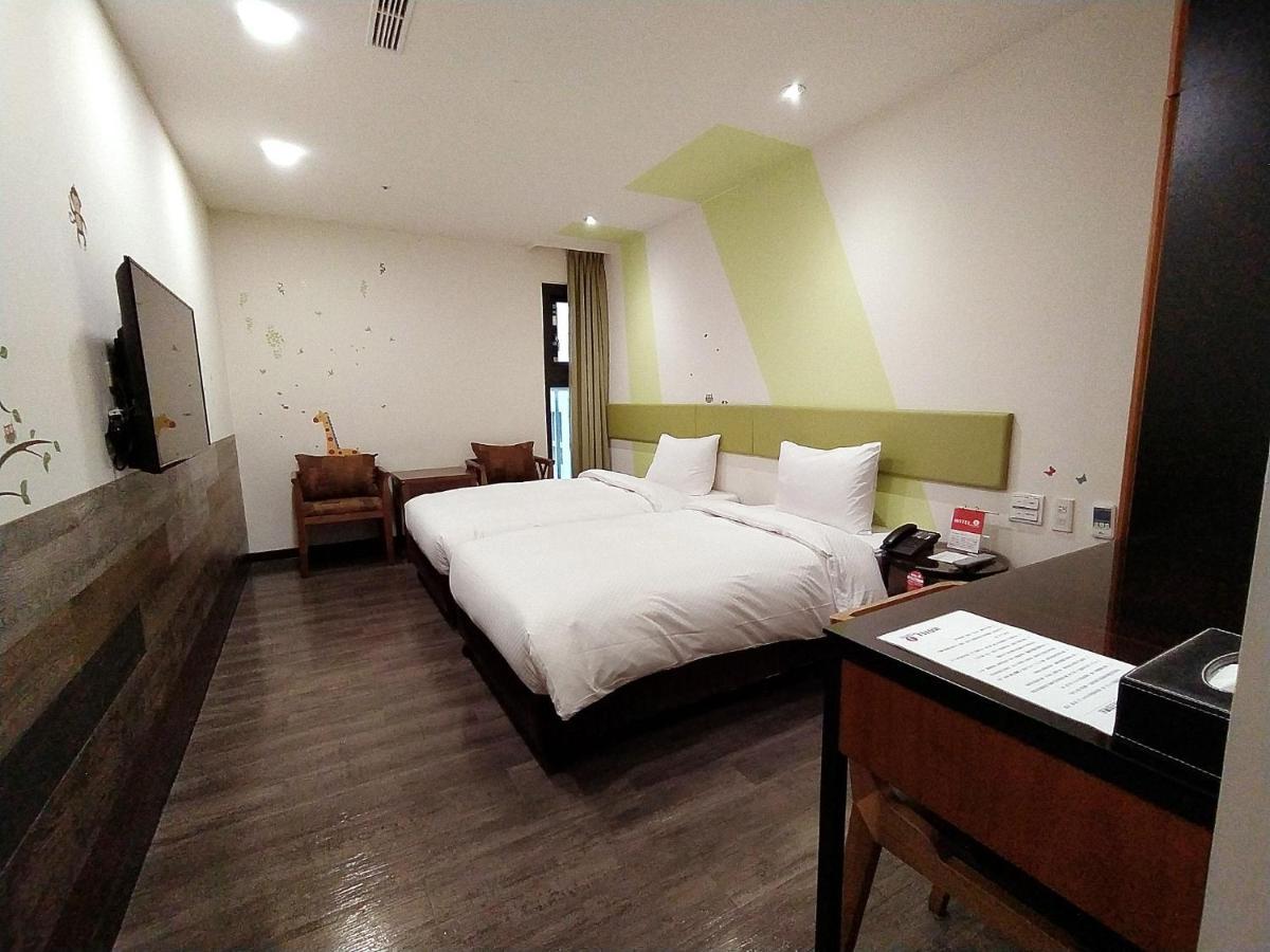 Hotel J Taoyuan Pingzhen Εξωτερικό φωτογραφία