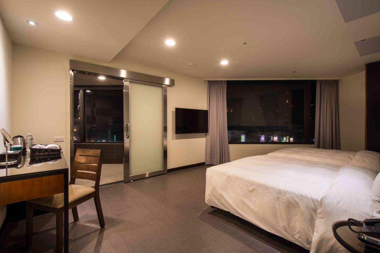 Hotel J Taoyuan Pingzhen Εξωτερικό φωτογραφία